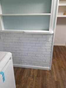 Read more about the article Easy “Brick” Accent Wall